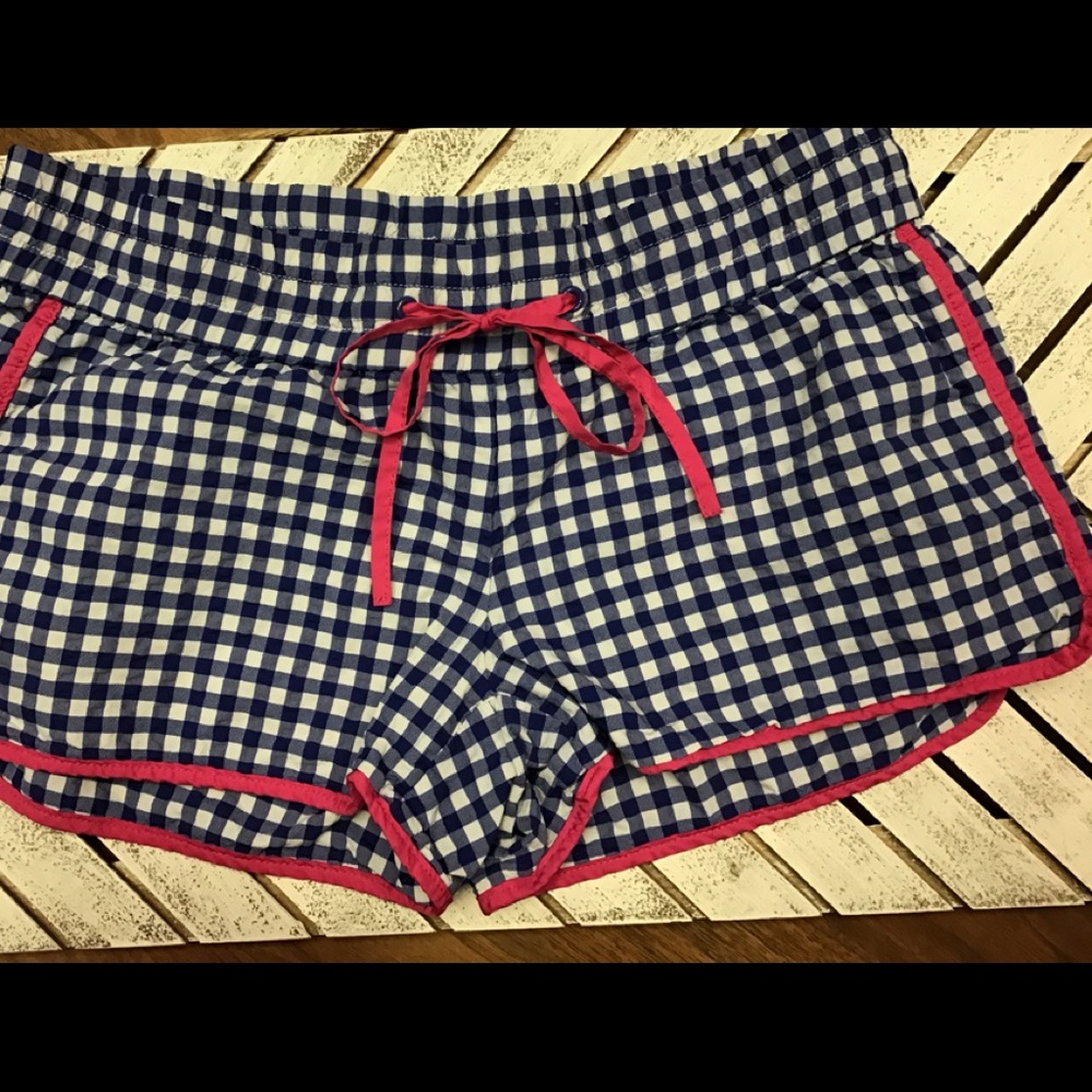 Vineyard vines shorty shorts checkered XS